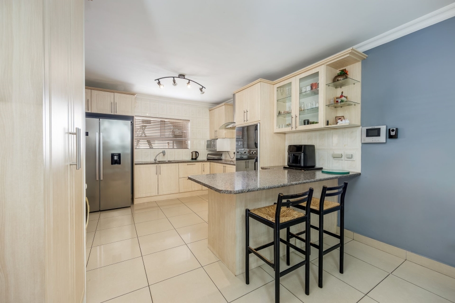 6 Bedroom Property for Sale in Rouxville Western Cape